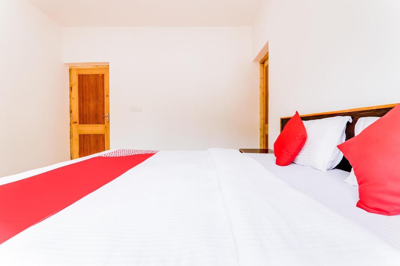 Oyo 72466 Hotel Yuvraj Shivpurī Екстериор снимка