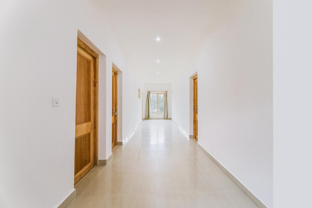 Oyo 72466 Hotel Yuvraj Shivpurī Екстериор снимка