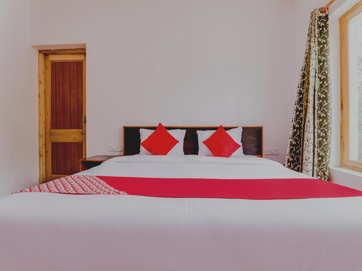 Oyo 72466 Hotel Yuvraj Shivpurī Екстериор снимка